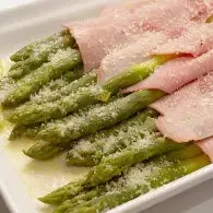 Asperges gratinées